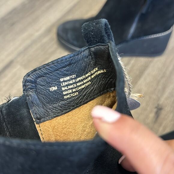 Söfft Emeline Black Waterproof Italian Suede Wedge Ankle Boot Size 10 - Picture 7 of 12